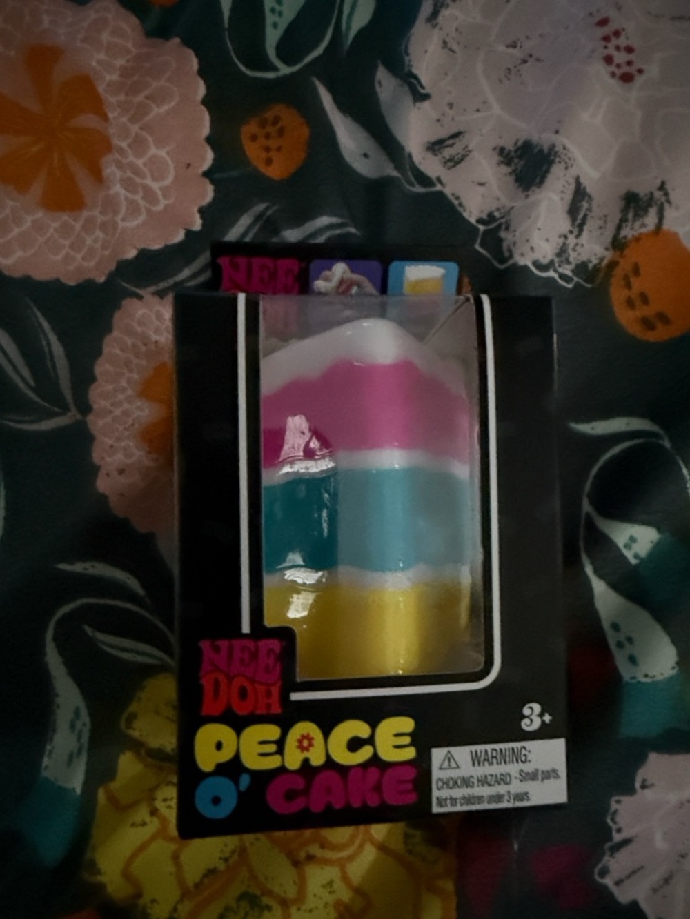NeeDoh Peace O' Cake Rainbow Layered Squishy Toy - Pink, Yellow, Blue, White - Picture 3 of 7